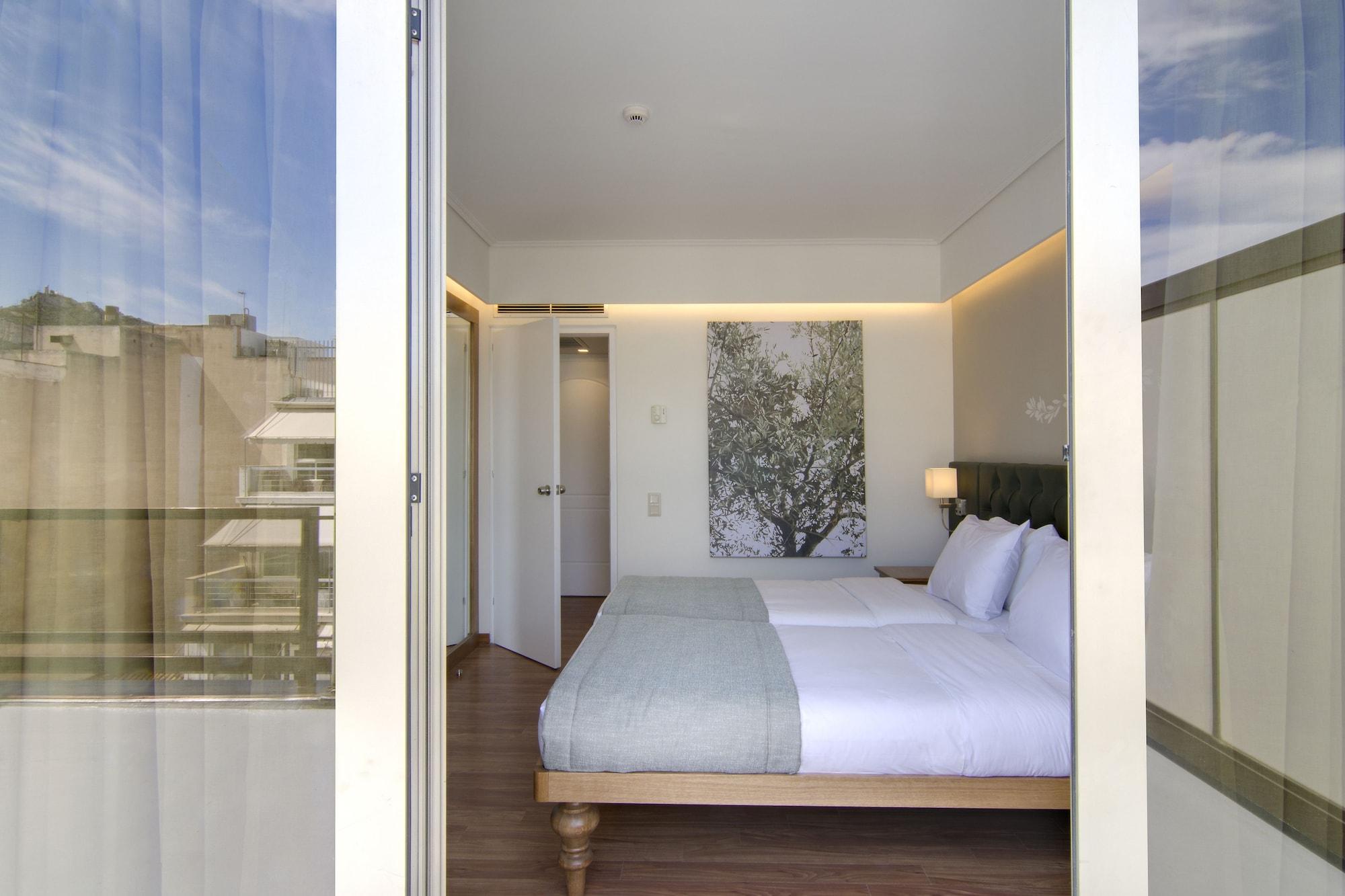 Titania 4* Athens