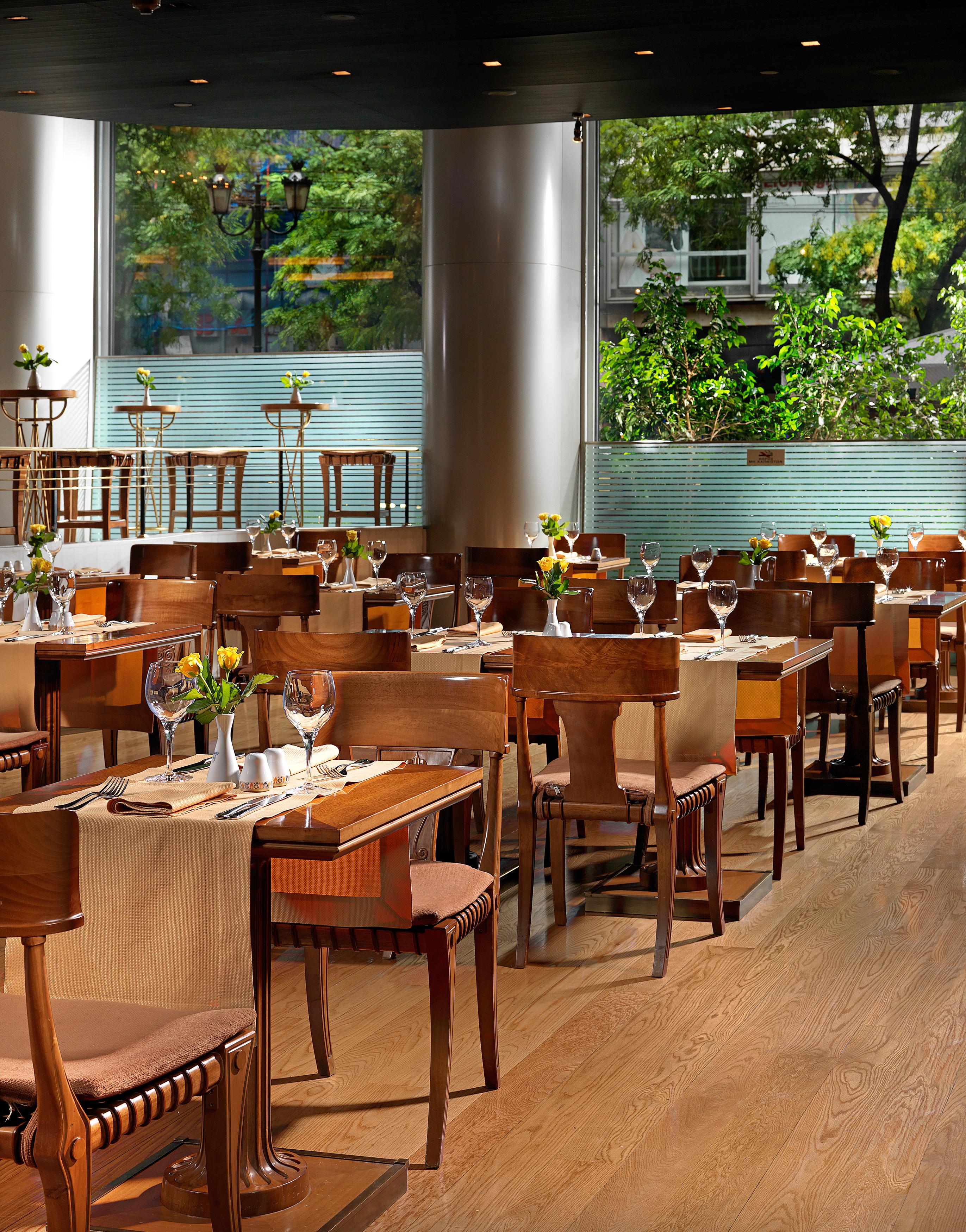Titania Hotel 4*